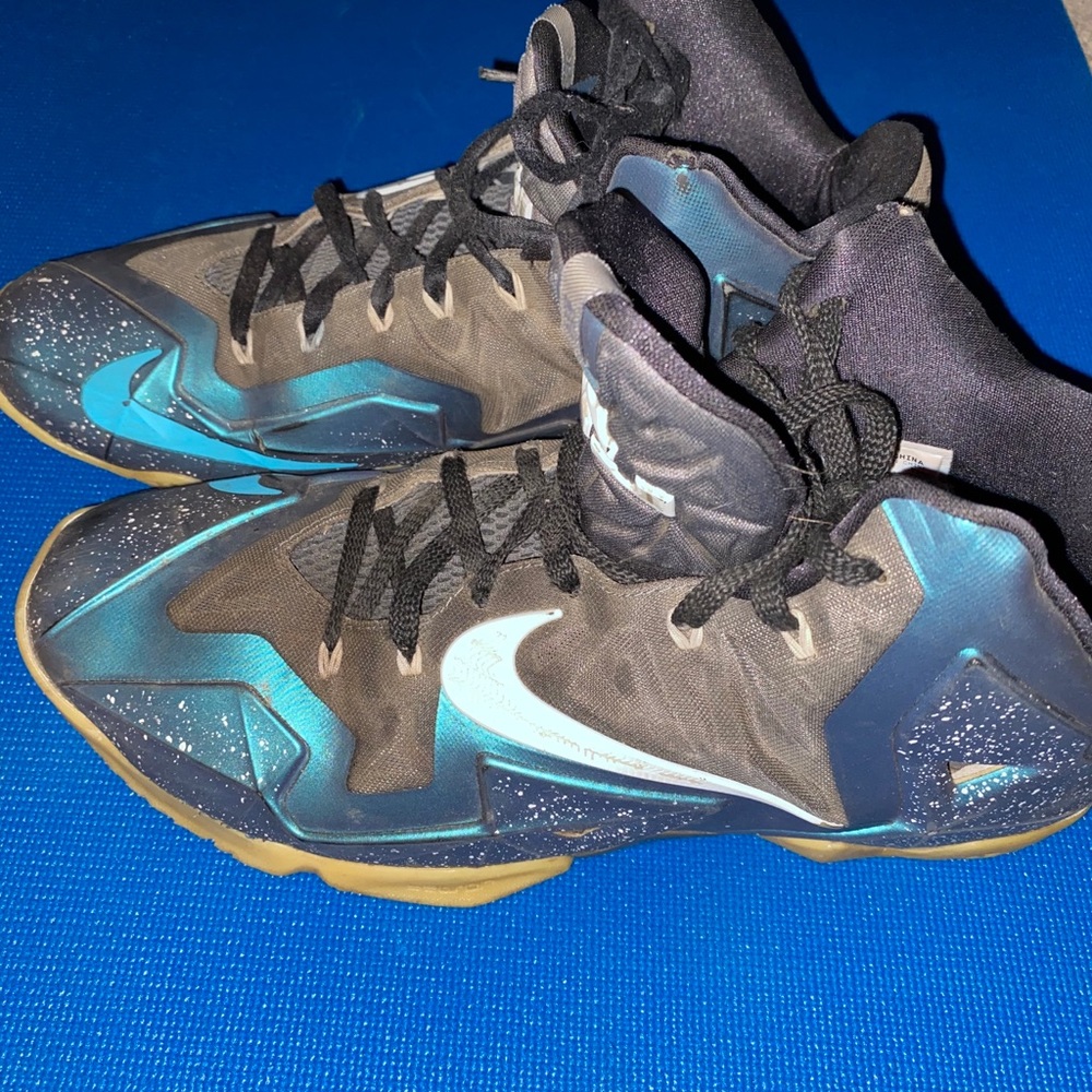 Lebron 11 Basketball Shoe Custom Nikeid - Picture 4 of 5